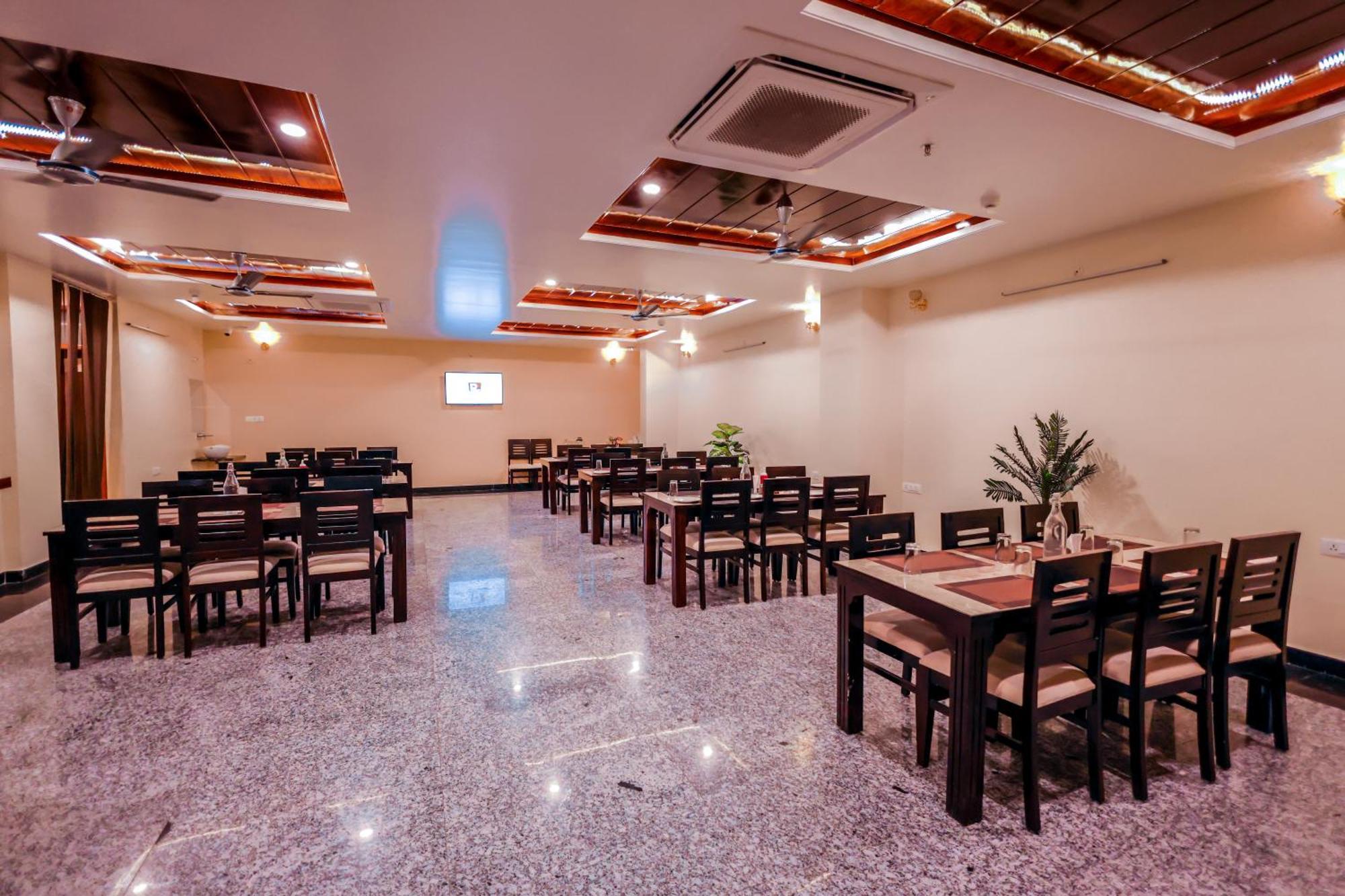 Hotel Lalita Palace Jaipur Ngoại thất bức ảnh